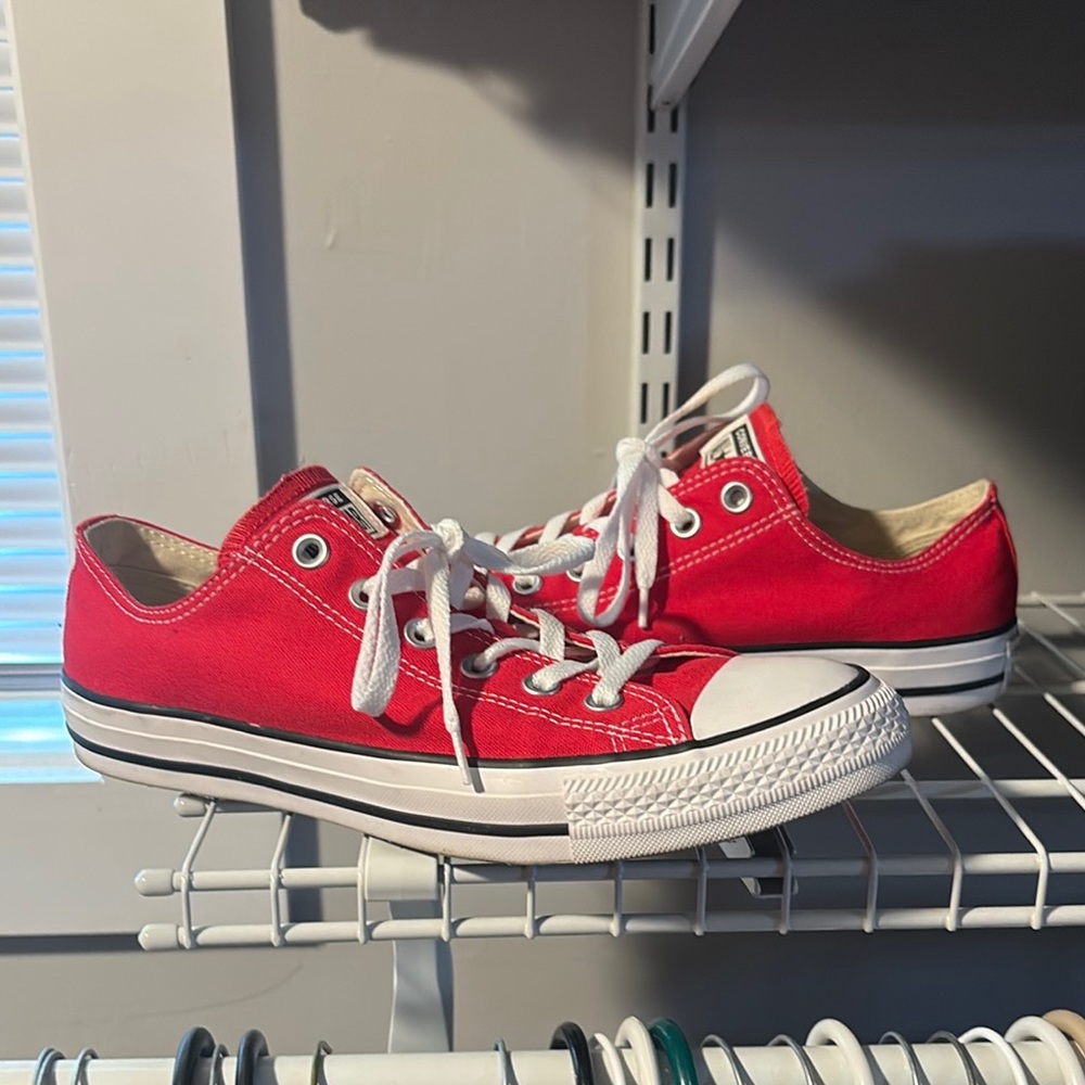 Classic Red and White Sneakers with Canvas and Rubber Features